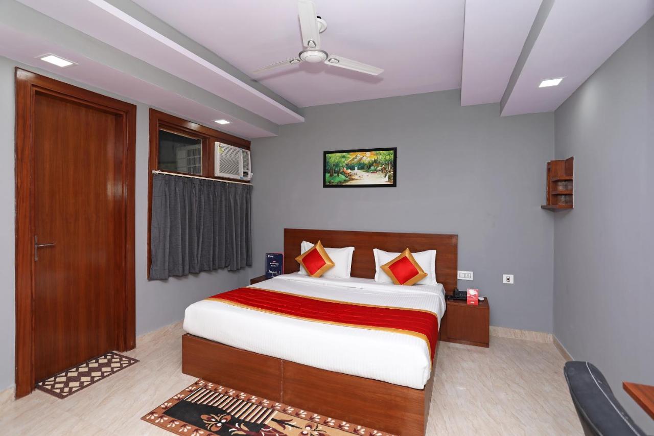 Hotel Capital O Aashiyana Paradise Near Omaxe Gurgaon Mall Exterior foto
