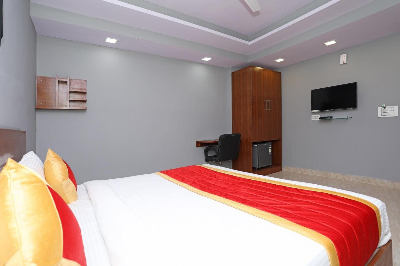 Hotel Capital O Aashiyana Paradise Near Omaxe Gurgaon Mall Exterior foto